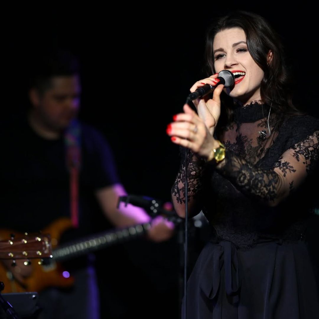 Muzyczna uczta na scenie teatralnej w Galerii Rumia.